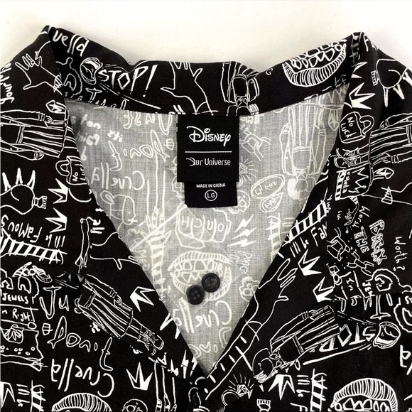 Disney Our Universe Button Up Shirt Sz L Cruella Icon NWOT Rayon Mens - Picture 5 of 8